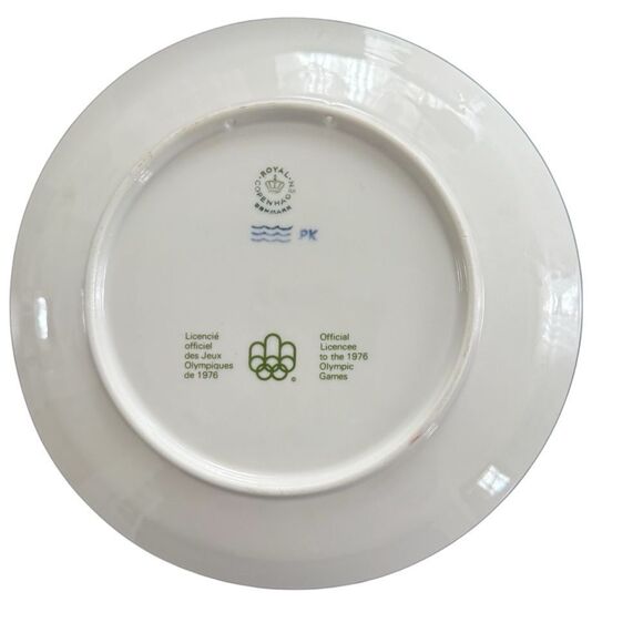 Collector Olympiade MONTREAL 1976 Games Plate - Picture 2 of 3